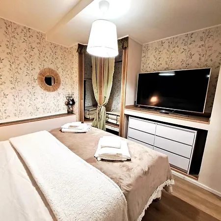 Il Centro A Due Passi Apartment Sulmona