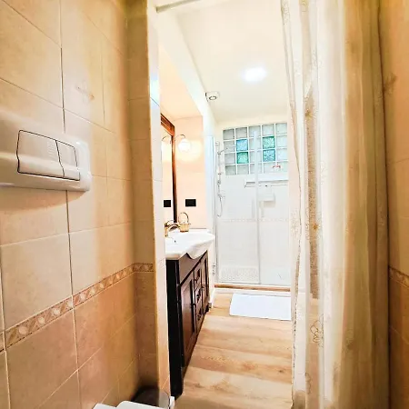Il Centro A Due Passi Apartment Sulmona